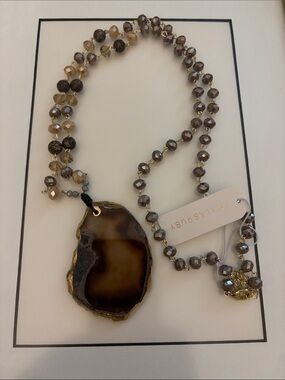 Stella & Ruby Brown Agate Pendant Beaded Necklace